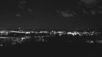 Weather camera view of Wilkes-Barre Area High School.