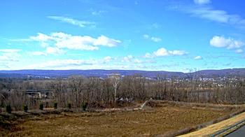 Weather camera view of Wilkes-Barre Area High School.