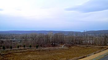 Weather camera view of Wilkes-Barre Area High School.