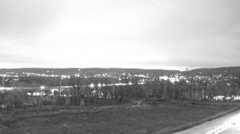 Weather camera view of Wilkes-Barre Area High School.