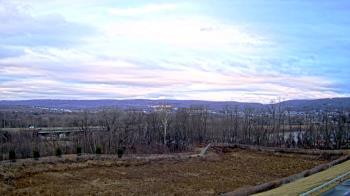 Weather camera view of Wilkes-Barre Area High School.