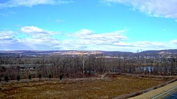 Weather camera view of Wilkes-Barre Area High School.