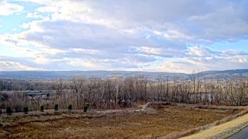 Weather camera view of Wilkes-Barre Area High School.