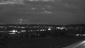 Weather camera view of Wilkes-Barre Area High School.