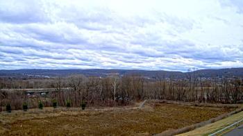 Weather camera view of Wilkes-Barre Area High School.