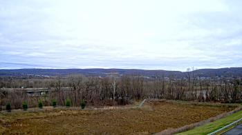 Weather camera view of Wilkes-Barre Area High School.