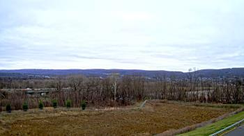 Weather camera view of Wilkes-Barre Area High School.
