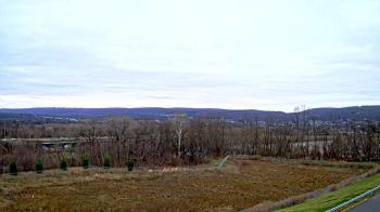 Weather camera view of Wilkes-Barre Area High School.
