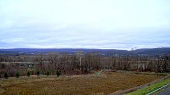 Weather camera view of Wilkes-Barre Area High School.