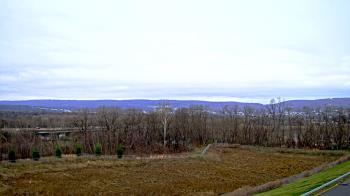 Weather camera view of Wilkes-Barre Area High School.