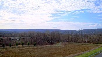 Weather camera view of Wilkes-Barre Area High School.