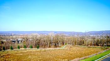Weather camera view of Wilkes-Barre Area High School.