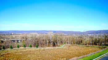 Weather camera view of Wilkes-Barre Area High School.