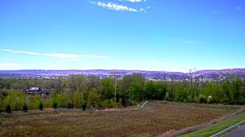 Weather camera view of Wilkes-Barre Area High School.