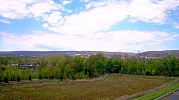Weather camera view of Wilkes-Barre Area High School.