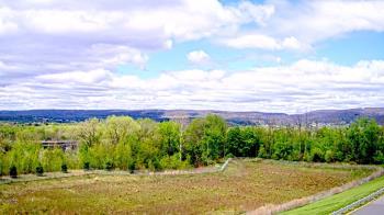 Weather camera view of Wilkes-Barre Area High School.