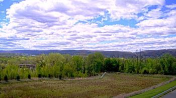 Weather camera view of Wilkes-Barre Area High School.