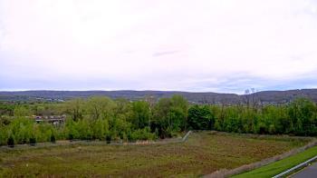 Weather camera view of Wilkes-Barre Area High School.