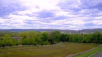 Weather camera view of Wilkes-Barre Area High School.