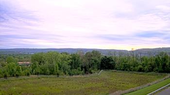 Weather camera view of Wilkes-Barre Area High School.