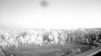 Weather camera view of Wilkes-Barre Area High School.