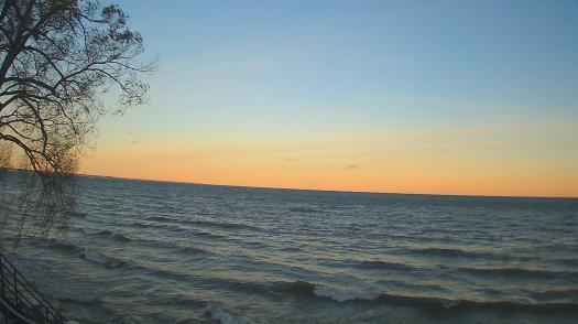 Weather camera view of Forest Lawn Beach.