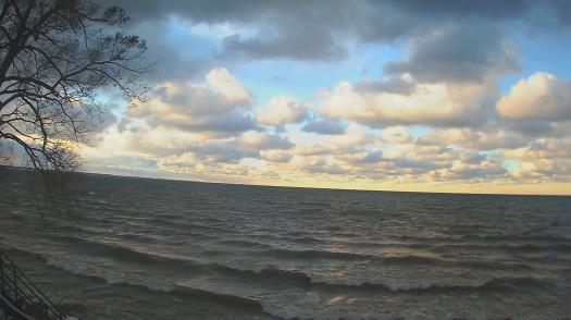 Weather camera view of Forest Lawn Beach.