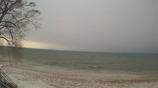 Weather camera view of Forest Lawn Beach.