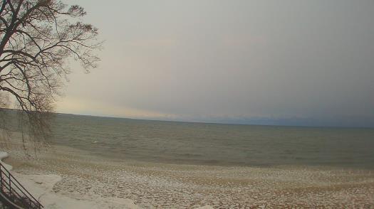 Weather camera view of Forest Lawn Beach.