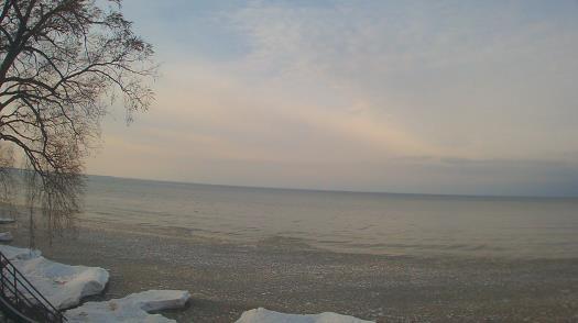 Weather camera view of Forest Lawn Beach.