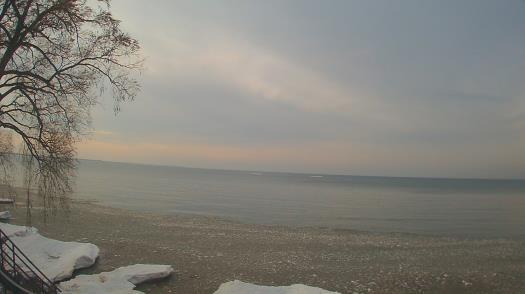Weather camera view of Forest Lawn Beach.
