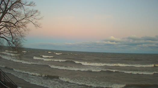 Weather camera view of Forest Lawn Beach.