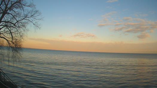 Weather camera view of Forest Lawn Beach.