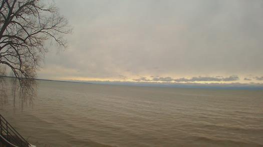 Weather camera view of Forest Lawn Beach.