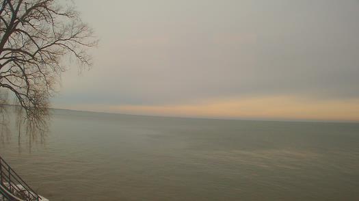 Weather camera view of Forest Lawn Beach.