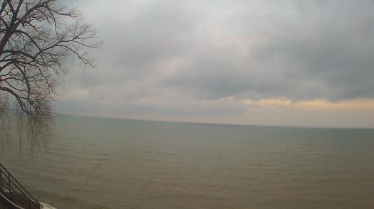 Weather camera view of Forest Lawn Beach.