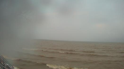 Weather camera view of Forest Lawn Beach.