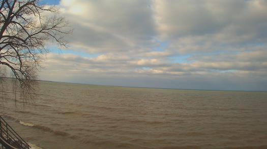 Weather camera view of Forest Lawn Beach.