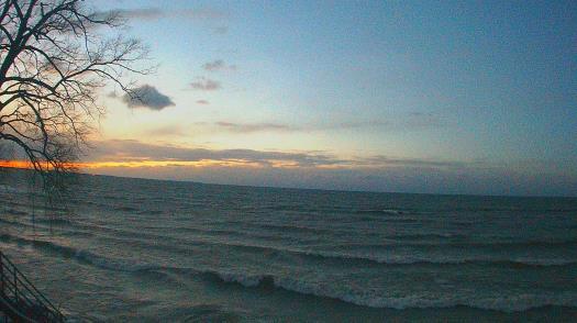 Weather camera view of Forest Lawn Beach.