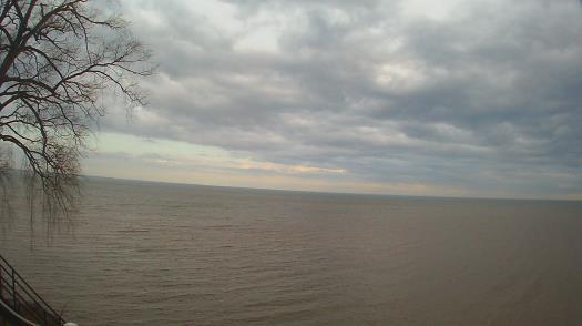 Weather camera view of Forest Lawn Beach.