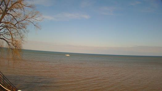 Weather camera view of Forest Lawn Beach.