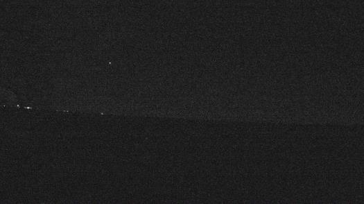 Weather camera view of Forest Lawn Beach.