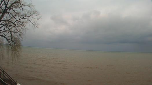 Weather camera view of Forest Lawn Beach.