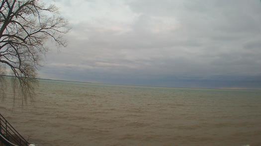 Weather camera view of Forest Lawn Beach.