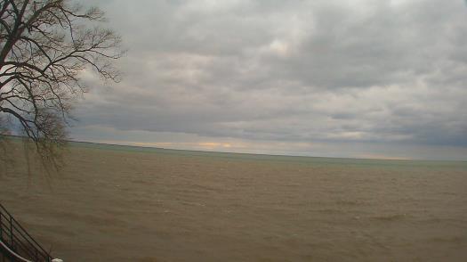 Weather camera view of Forest Lawn Beach.