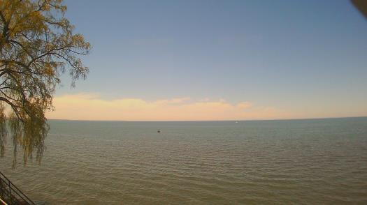 Weather camera view of Forest Lawn Beach.