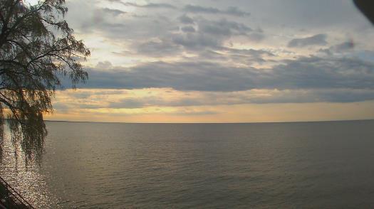 Weather camera view of Forest Lawn Beach.