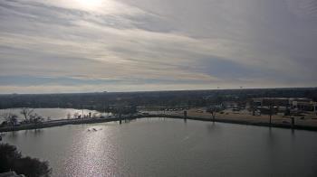 Weather camera view of Commerce Bank.