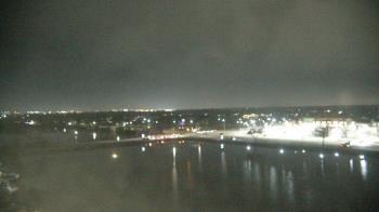 Weather camera view of Commerce Bank.