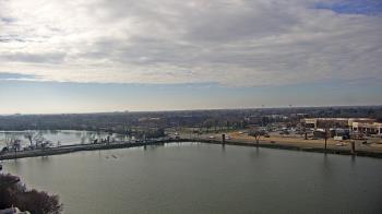 Weather camera view of Commerce Bank.